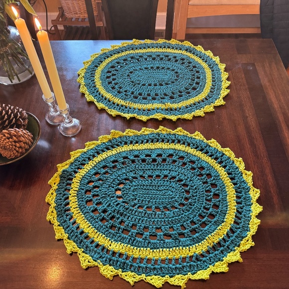 Handmade Teal and Green Crochet Placemats - Picture 5 of 5